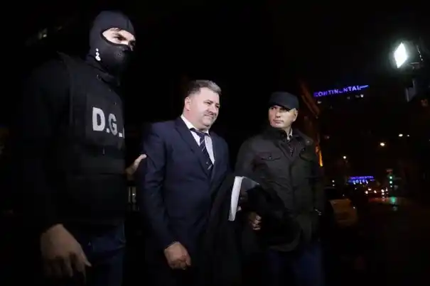 MAFIA din Lugoj, MÂNĂ în mână cu Poliția. Cum au ajunș oamenii legii la PICIOARELE interlopilor