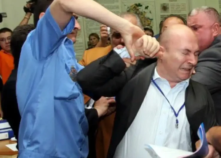 Codrin Ștefănescu,Cine nu`i cu noi, este dusmanul nostru!