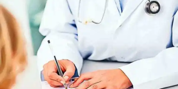 Posibil cartel al medicilor de familie privind tarifele serviciilor nedecontate de CNAS