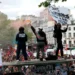 Proteste violente în Paris în timpul demonstrațiilor de 1 Mai.