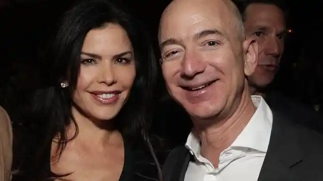 Jeff Bezos, şeful Amazon şi cel mai bogat om din lume, acuză o publicaţie că a încercat să îl şantajeze