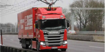 Primul test cu autostrada electrificată din Germania este complet operațional