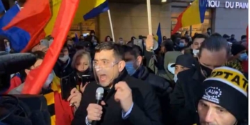 Protest organizat de AUR la Ministerul Sănătăţii în urma incendiului de la Institutul Matei Balş