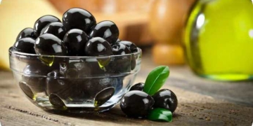 Măslinele înnegrite artificial pot produce CANCER gastric!!