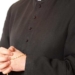 Un preot din Videle le-a făcut sex oral unor bărbați. Aceștia l-au șantajat.