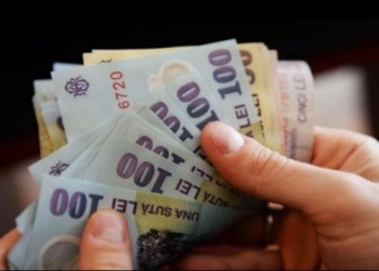 Discursul actriței de filme pentru adulți care candidează la președinția Lombardiei: ”Față de politicienii actuali, n-am șofer și merg cu metroul”