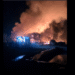 Incendiu violent în Prahova, la o fabrică de produse din țiței