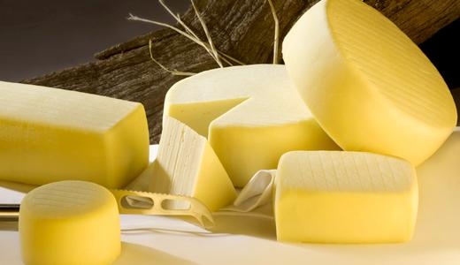 BRÂNZA de CAUCIUC din ULEI de PALMIER, ULTIMUL EXPERIMENT social pe STOMACUL ROMÂNILOR!