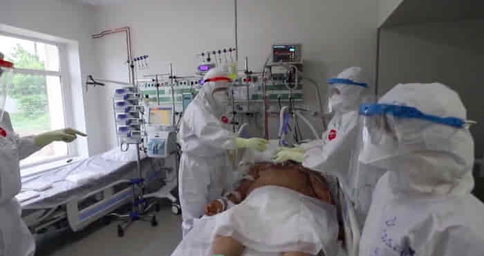 București:Medici amenințați cu cuțitele, la poarta spitalului!! 