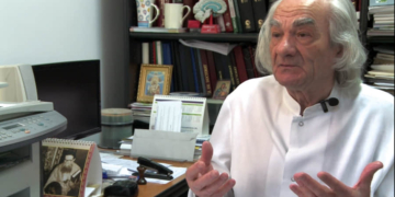 Profesorul Leon Dănăilă, pe lista de așteptare de la Spitalul Foișor. Neurochirurgul se confruntă cu dureri foarte mari
