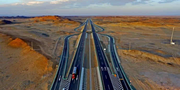Cea mai lungă autostradă din lume a fost deschisă în totalitate.