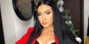 BIANCA COMĂNICI: „MI-A PROPUS SĂ MĂ DUC ÎN STRĂINĂTATE, SĂ MĂ PROSTITUEZ”