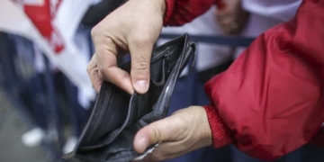 Românii, printre cei mai săraci europeni. Peste 1 milion de oameni trăiesc cu mai puțin de 25 de lei pe zi