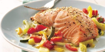 Somon cu legume picante