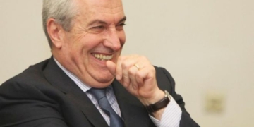 Călin Popescu Tăriceanu, achitat în dosarul în care era acuzat de uzurpare de calități oficiale