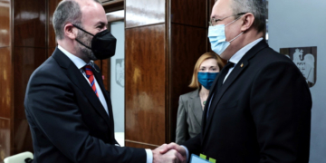 Nicolae Ciucă, întâlnire cu Manfred Weber. Cei doi au discutat despre aplicarea PNRR