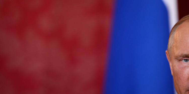 Rușinea de a fi rus: fără bani, fără fotbal, fără femei. Cum a reușit Putin să transforme Rusia în cea mai detestată țară din lume
