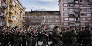 Parlamentul din Kosovo cere guvernului să înceapă negocierile de aderare la NATO