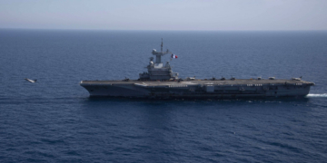 Portavionul Charles de Gaulle a fost repoziționat în Mediterana. NATO: Avioanele franceze vor patrula deasupra României și Bulgariei