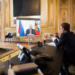 Putin a vorbit din nou la telefon cu Macron și i-a spus că Rusia va obţine „denazificarea” Ucrainei. Macron: „Te minți singur”
