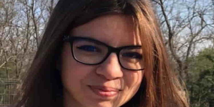 O mamă din Brăila îşi caută cu disperare fiica dispărută | Ana Maria Neagu a fost dată în urmărire