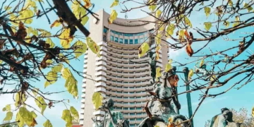 Comisarii de la Protecţia Consumatorilor au propus închiderea definitivă a Hotelului Intercontinental