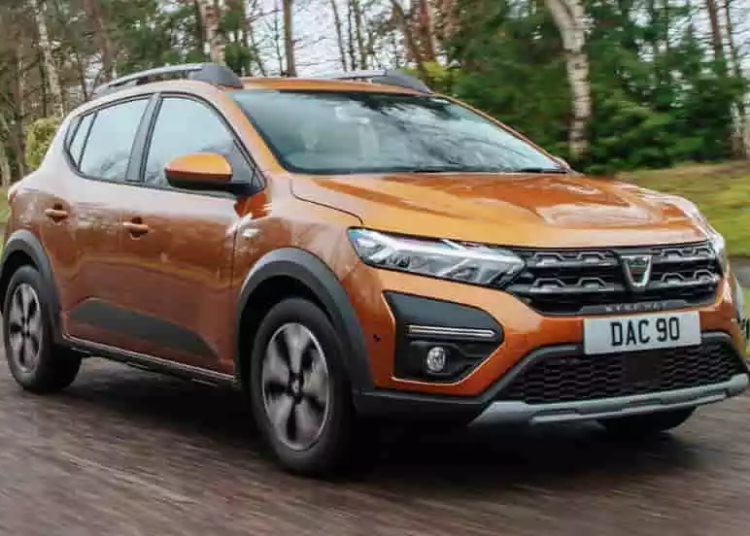 Dacia Sandero Stepway, primul model al mărcii cu trapă de pavilion