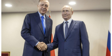 Gest de bunăvoință al lui Putin pentru Erdogan: Rusia transferă miliarde de dolari pentru construcția unei centrale nucleare în Turcia
