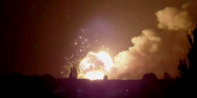 Ziua 140 de război. Ucrainenii au distrus șase depozite de armament rusesc. Sistemul american HIMARS devine tot mai eficient