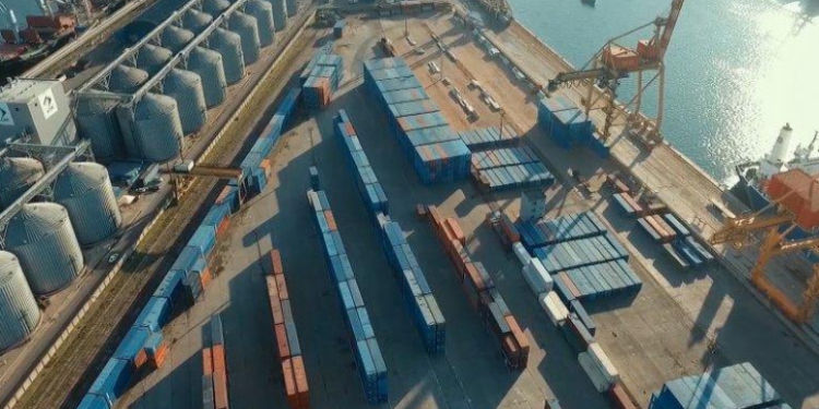 Grindeanu le cere transportatorilor să prioritizeze schimbul de mărfuri interne: Apoi să ajutăm Ucraina cu tot ce putem