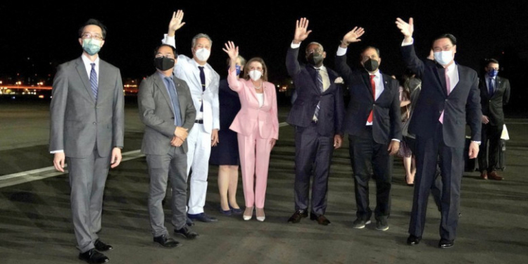 Nency Pelosi și-a încheiat vizita în Taiwan și a plecat spre Coreea de Sud