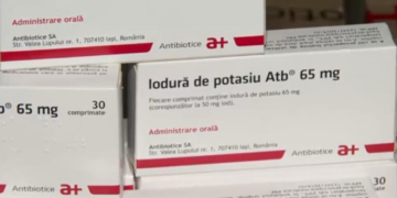 Medicii de familie acuză că Rafila a creat isterie: Un coleg a primit 381 de mesaje în 3 ore de la pacienți care vor pastile cu iod