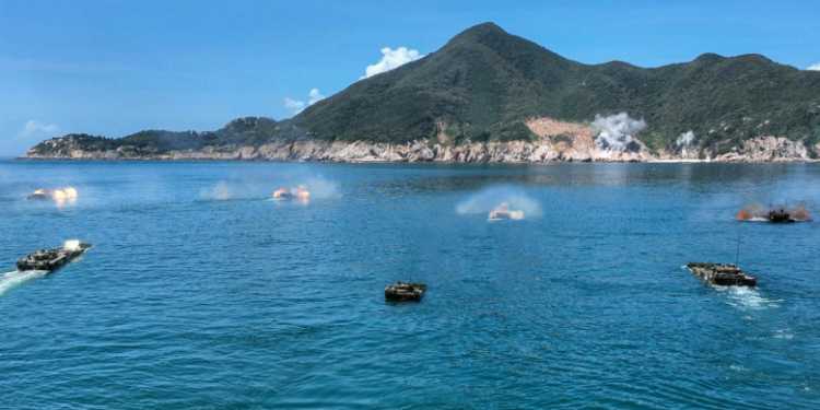 Cum ar putea China să „sugrume” Taiwanul. Blocada strategică a insulei o va lăsa „izolată și neajutorată” (NYT)