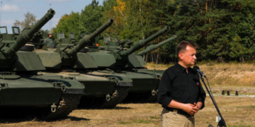 Polonia cumpără aproape 400 de tancuri şi obuziere din Coreea de Sud