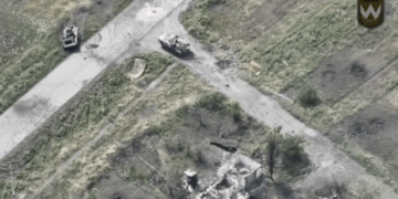 „Tot înainte!”: Decizia pe care au luat-o militarii ruși când au intrat într-un câmp de mine