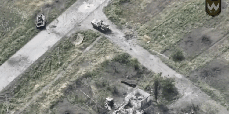 „Tot înainte!”: Decizia pe care au luat-o militarii ruși când au intrat într-un câmp de mine