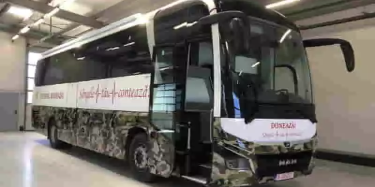 Deltamed și MHS Truck&Bus au livrat Centrului de Transfuzie Sanguină al M.Ap.N. primul „Autolaborator pentru recoltare de sânge”