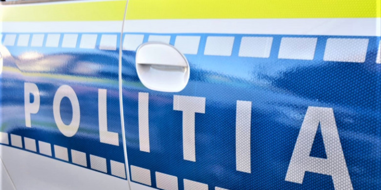 Un bărbat care se ascundea ca să nu execute o pedeapsă cu închisoarea, prins după ce a venit acasă să-și bată nevasta