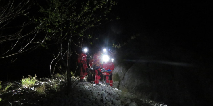 Un bărbat din Lupeni care s-a rătăcit pe munte a supravieţuit opt zile doar cu fructe de pădure şi apă