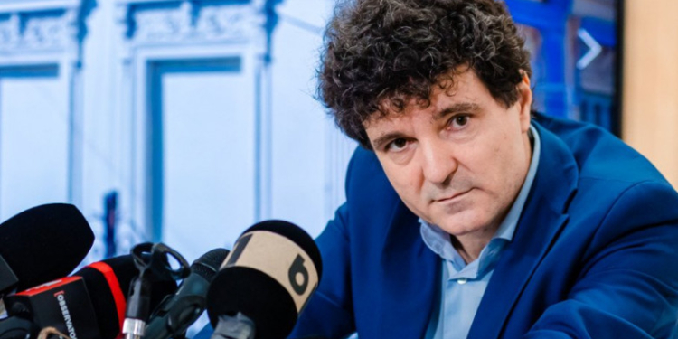 Regulamentul de parcare în București s-ar putea schimba din nou. Nicuşor Dan: Consilierii sunt de acord cu un singur tarif