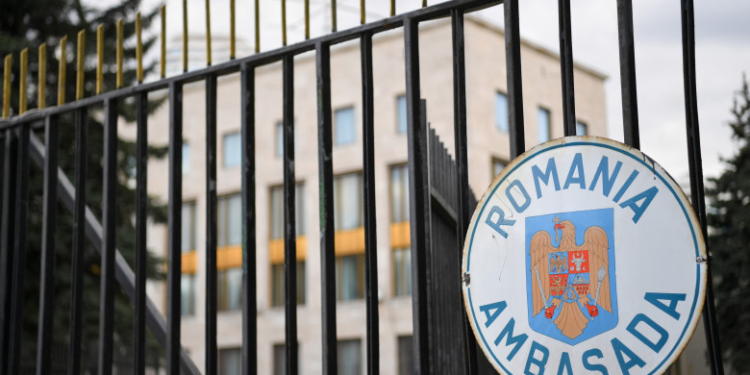 Rusia declară „persona non grata” încă un diplomat român și îl expulzează