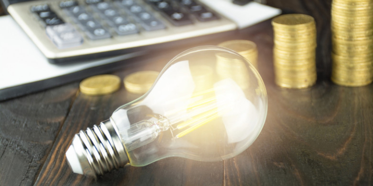 Familiile cu 3 copii înscriși la școală ar putea beneficia de compensare la energie. Lungu (AFEER): Ar fi absurd să avem asemenea date