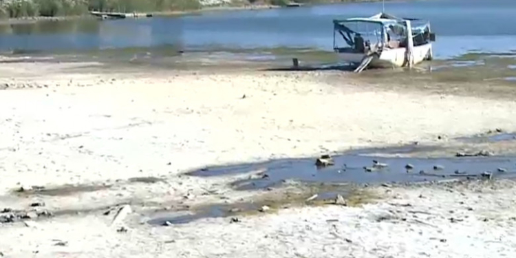 Lacul Techirghiol a secat pe mai multe porțiuni