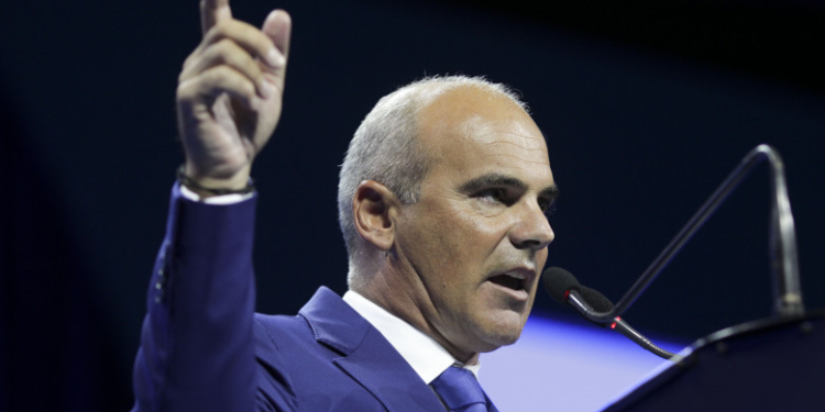 Rareș Bogdan: „De 11 ani, 2 țări europene îi umilesc pe români blocând aderarea la Schengen. Ajunge!”