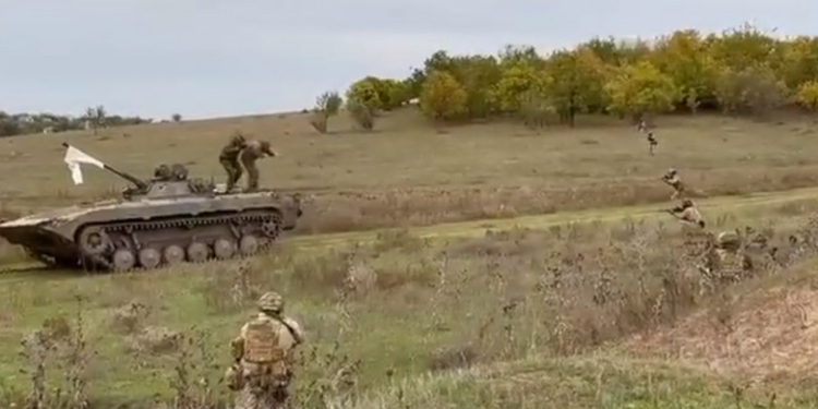 Rușii încep să se predea în Herson. Kievul continuă contraofensiva puternică în sudul țării