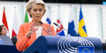 Ursula von der Leyen propune plafonarea temporară a preţului la gaz în UE și un sistem comun de achiziţie a energiei