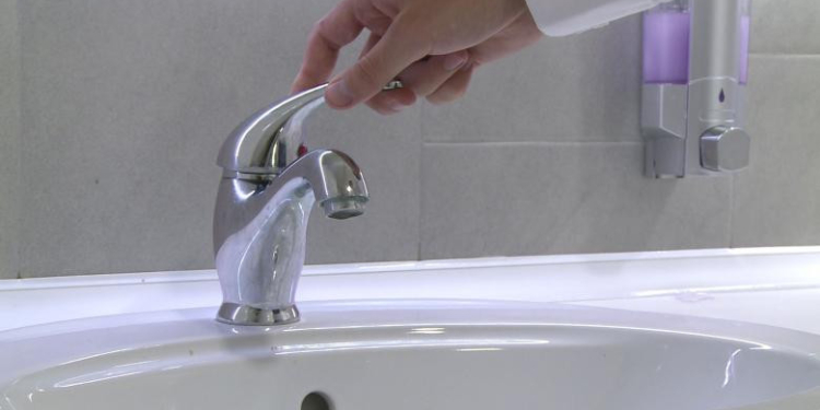 Un sfert din blocurile din București au rămas fără apă caldă din cauza unei avarii. Sectoarele afectate