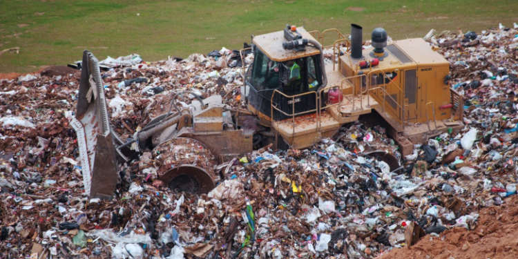 Președintele CJ Ilfov, despre mirosul de gunoi din județ: Sunt controale în desfășurare. În zonă s-au montat 3 laboratoare de analiză