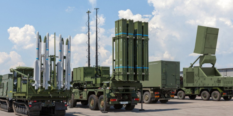 NATO face „scut aerian” pentru Ucraina: Kievul va primi sisteme antiaeriene din SUA, Germania, Franța, Spania și UK