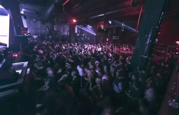 Arafat: Cluburi supraaglomerate, închise și amendate cu peste 100.000 de euro.